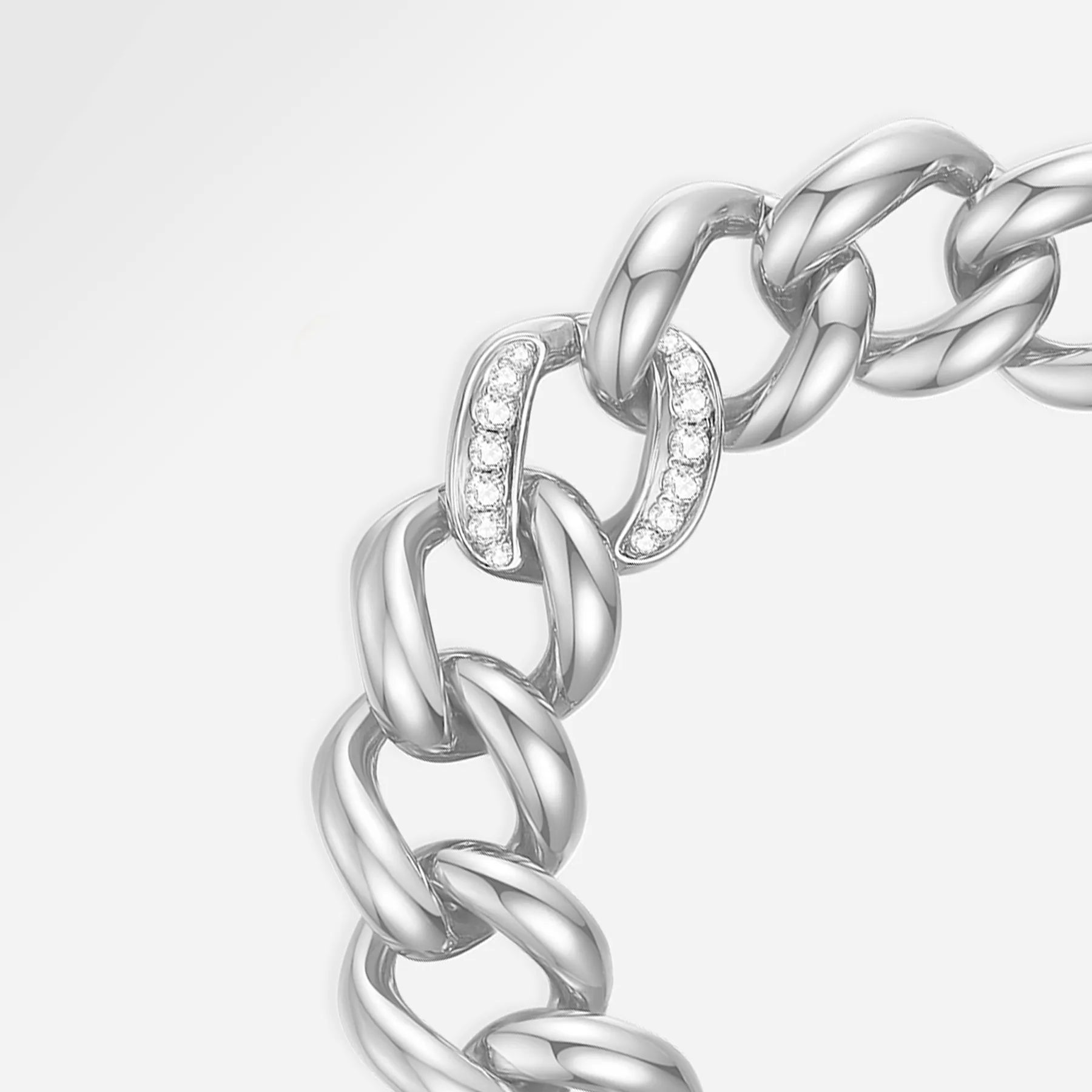 Silver Cuban link bracelet with diamond pavé, product detail