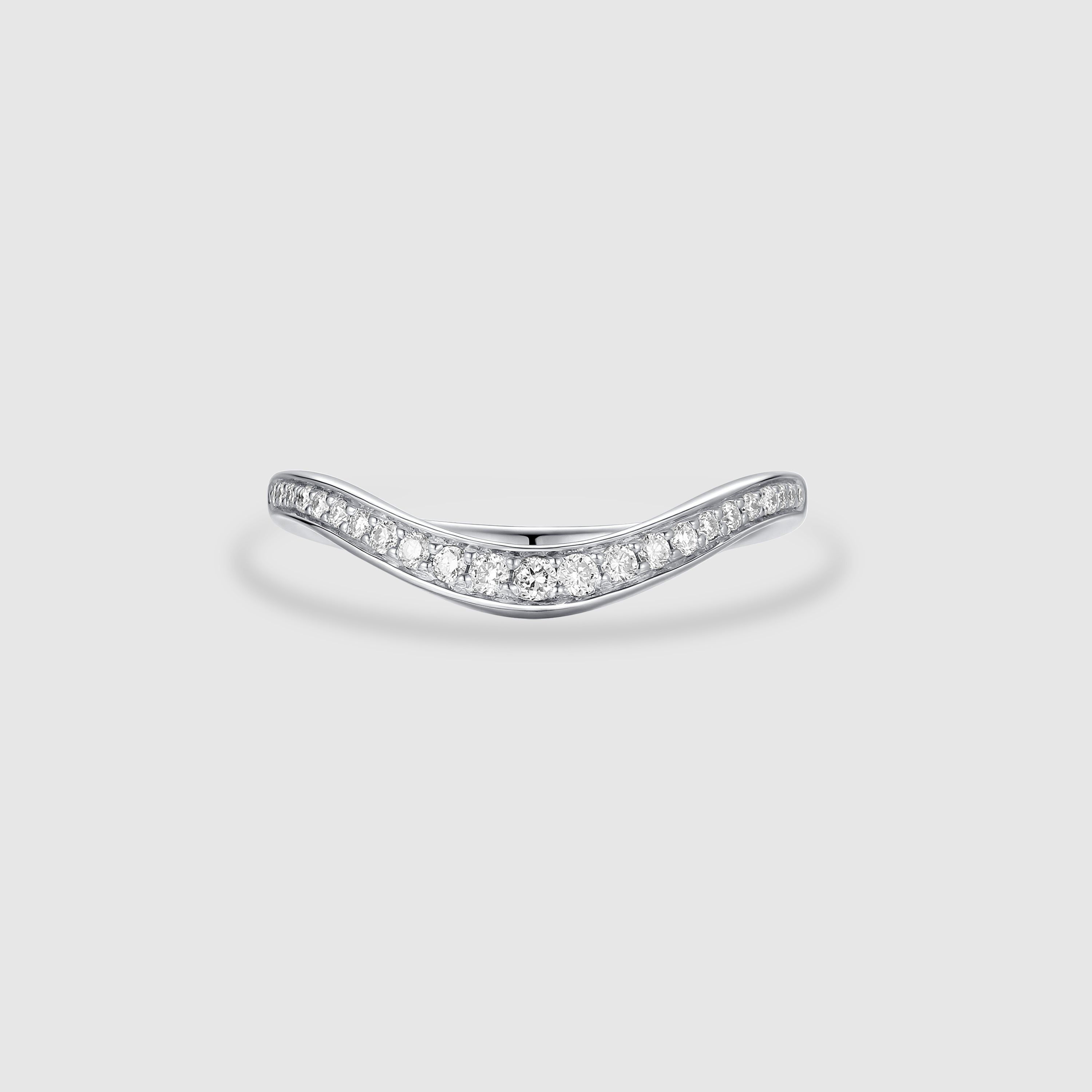 Brilliant Smile-V Diamond Pave Band