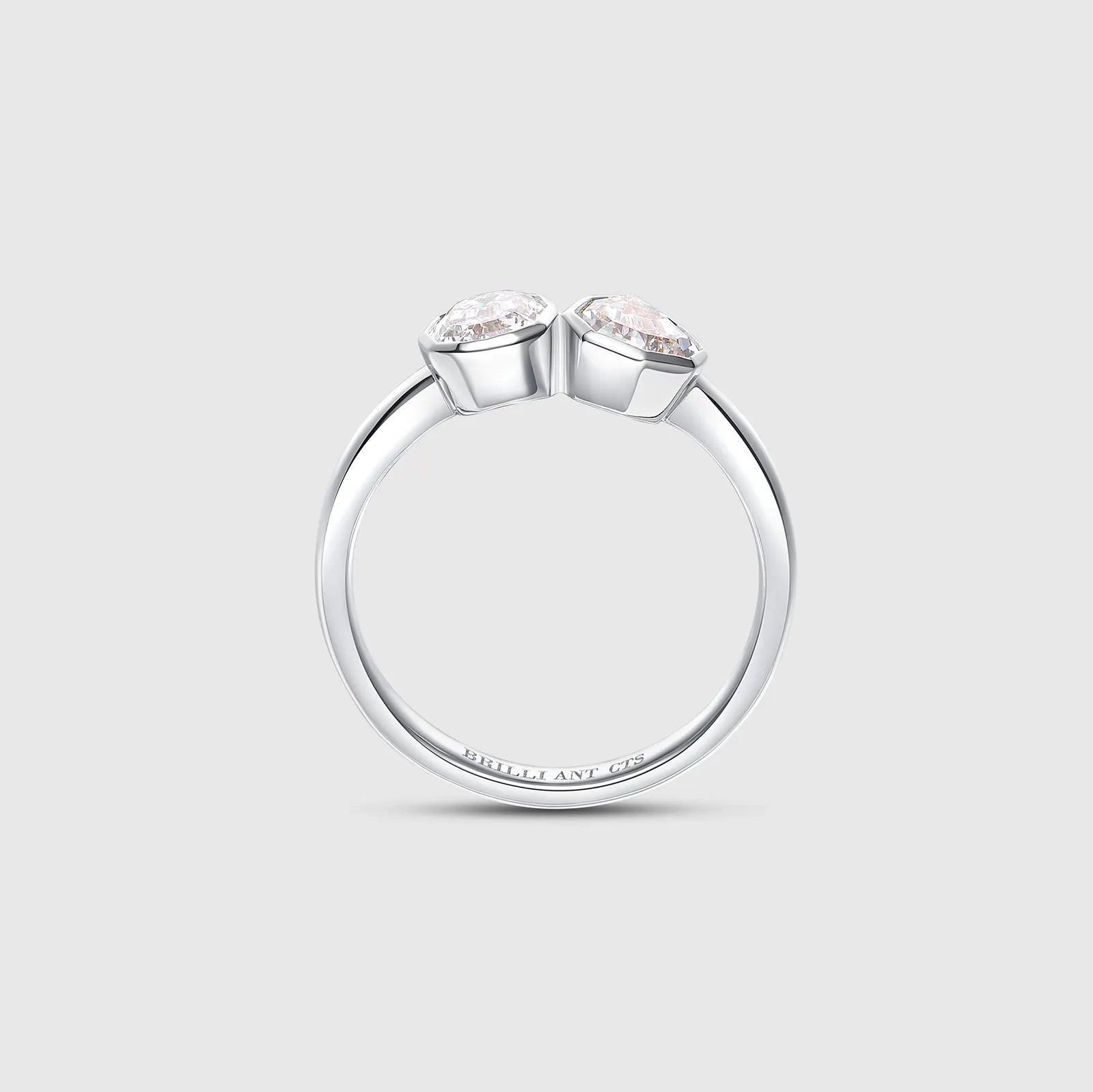 Step-cut diamond ring in white gold, BRILLIANT CARATS