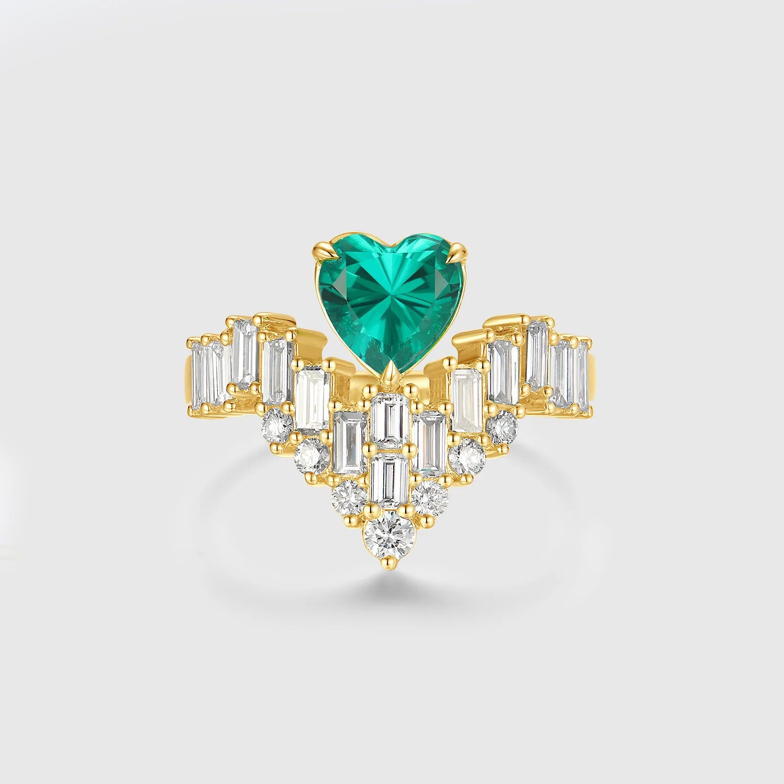 Heart-shaped Emerald Ring with Baguette-Cut Diamonds