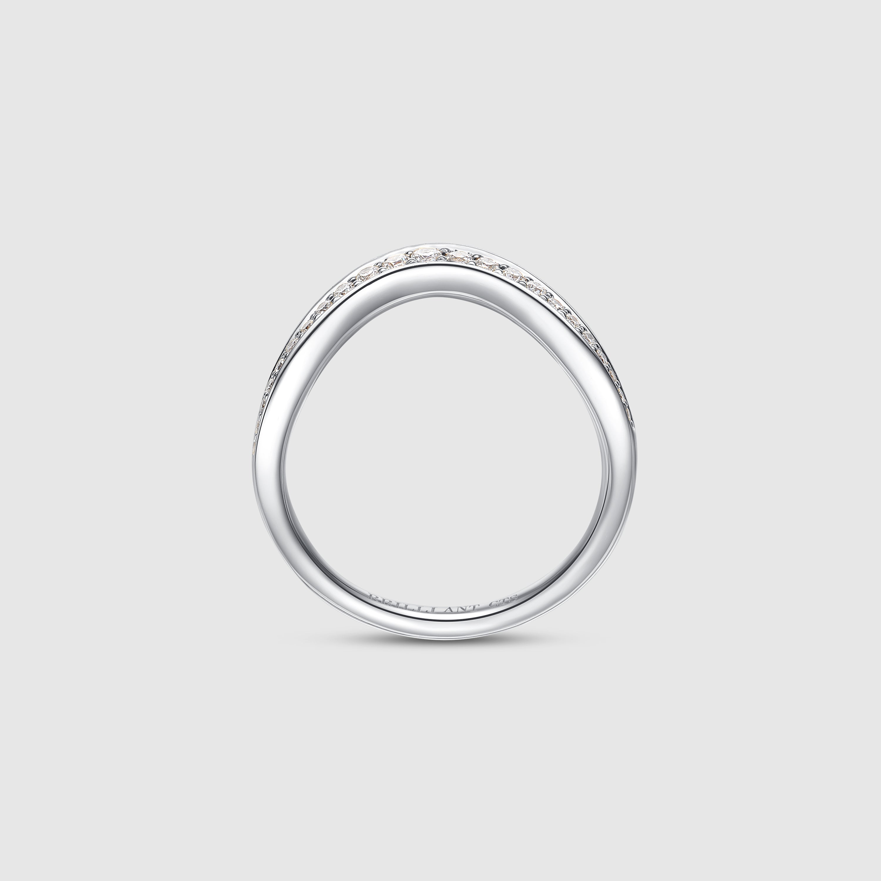 Brilliant Smile-V Diamond Pave Band