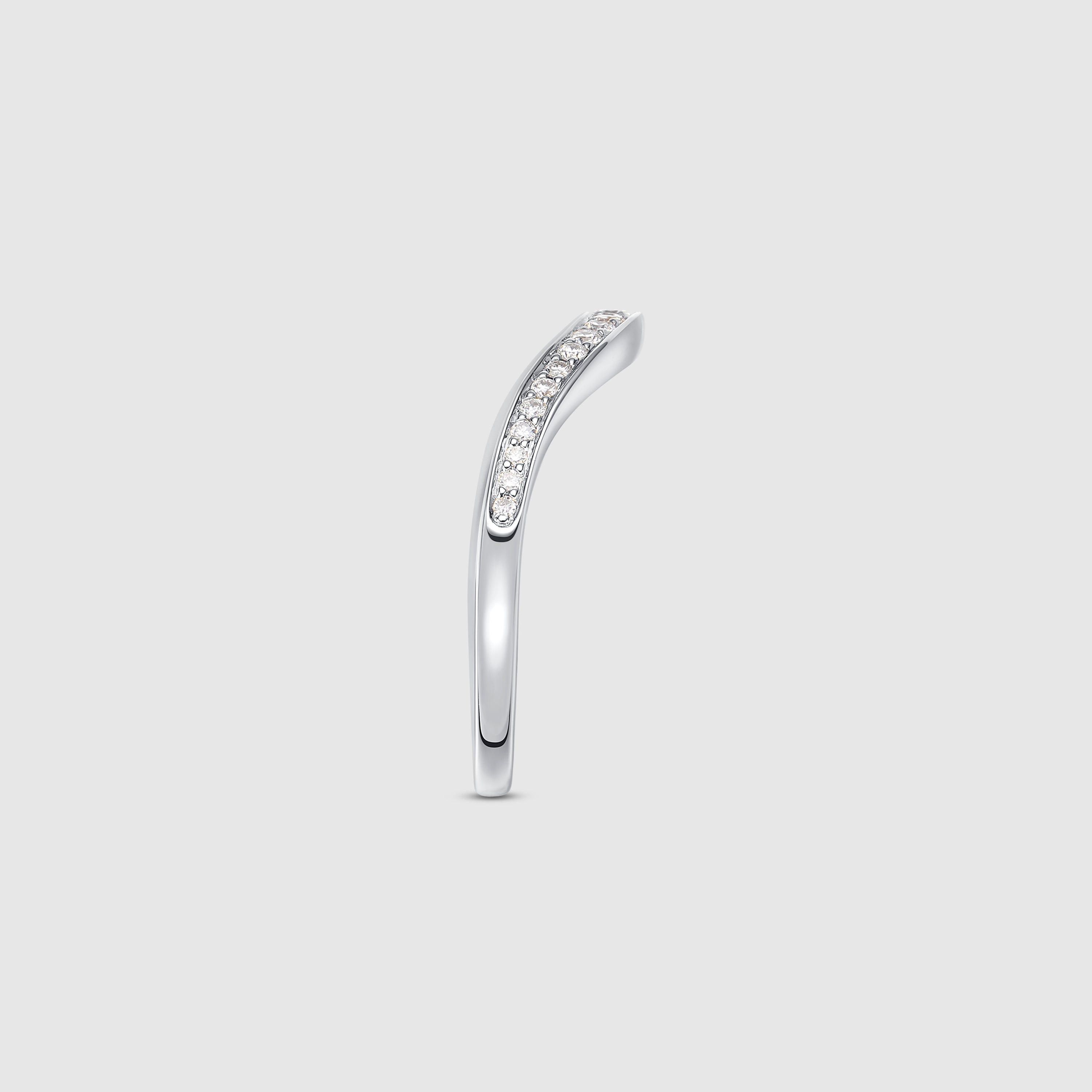 Brilliant Smile-V Diamond Pave Band