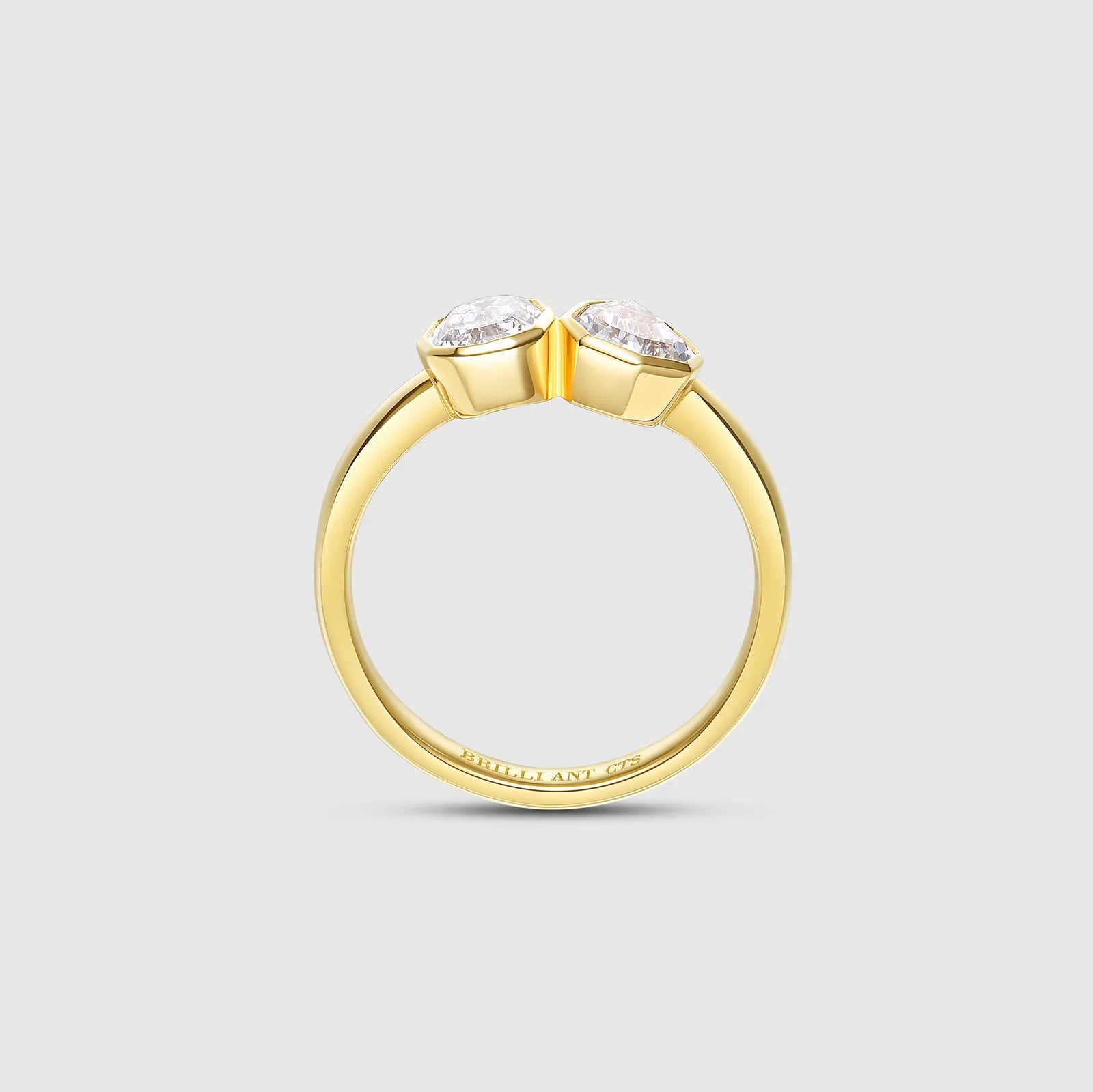 Yellow gold step-cut diamond ring, BRILLIANT CARATS, sustainable jewelry