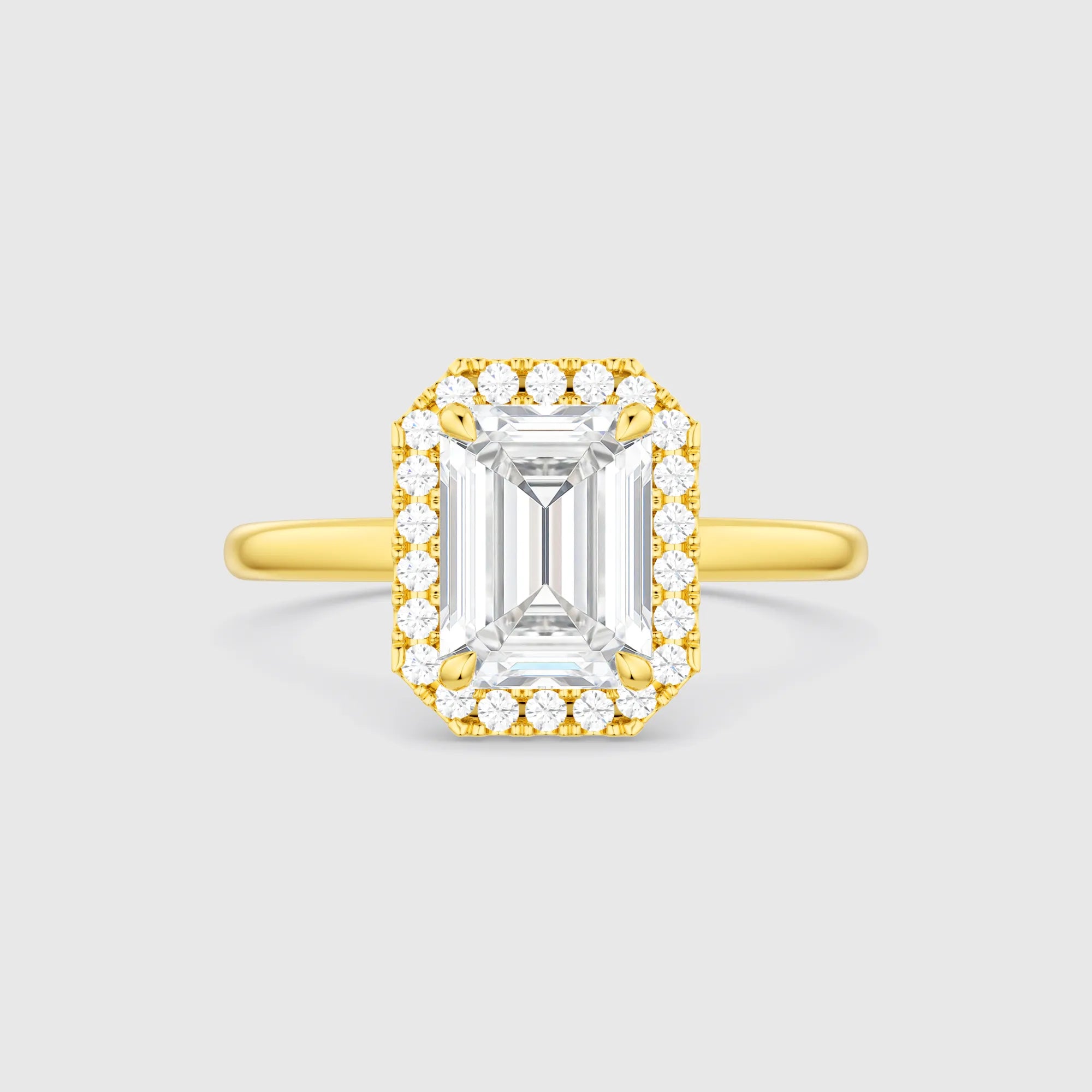 خاتم خطوبة كلاسيكي مرصع بالألماس والزمرد 1.0 قيراط