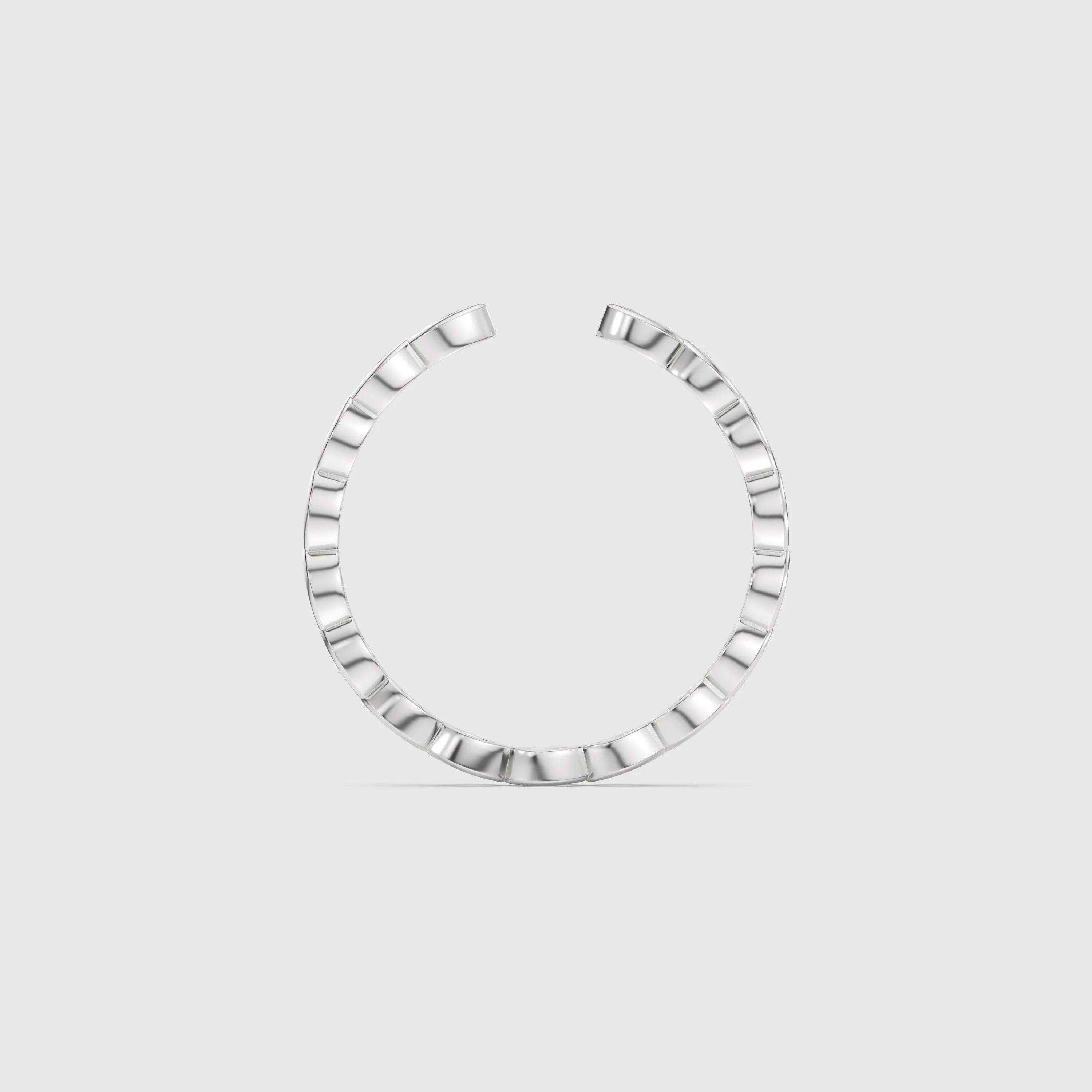 Bague minimaliste avec diamants en forme de poire et de rond