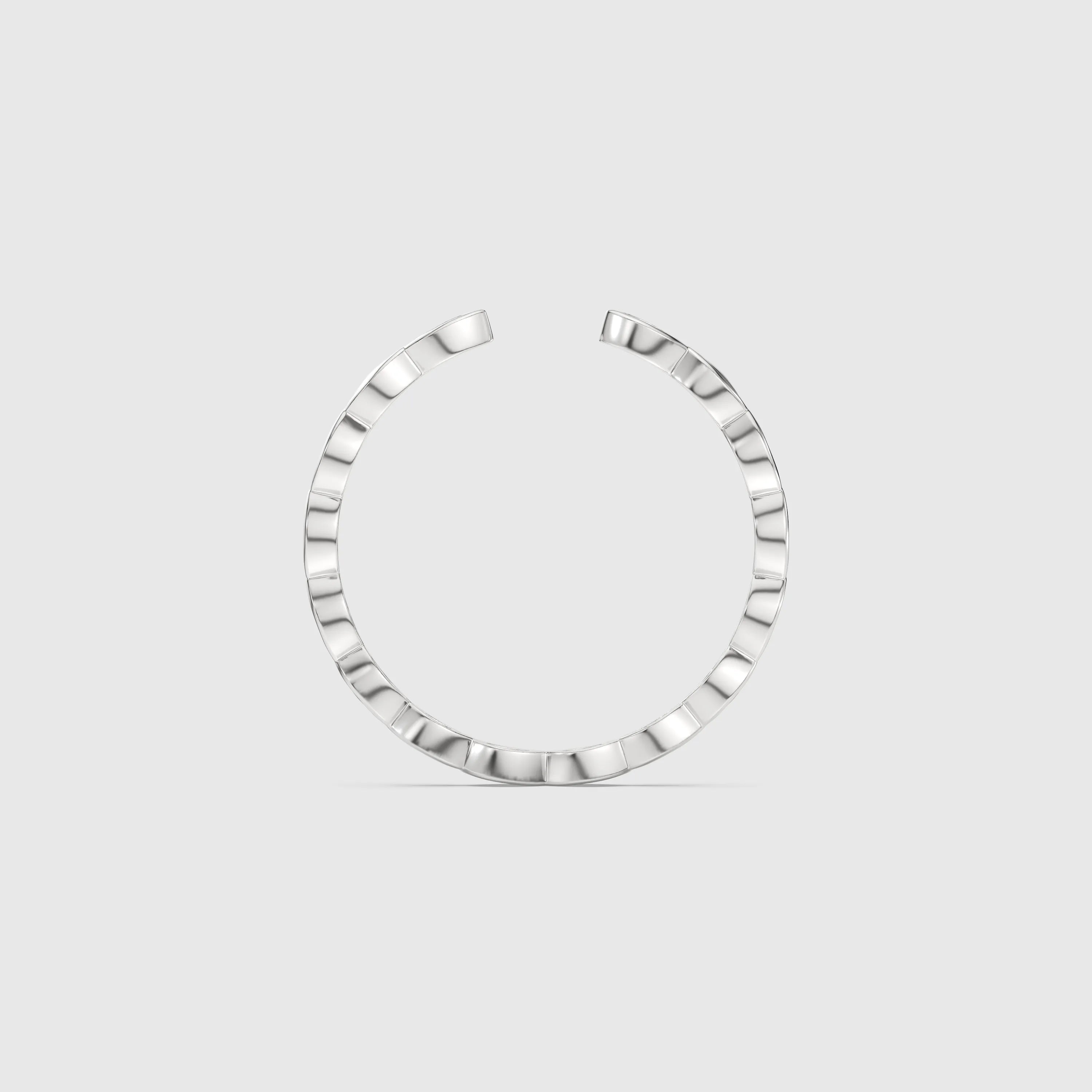 Bague minimaliste avec diamants en forme de poire et de rond