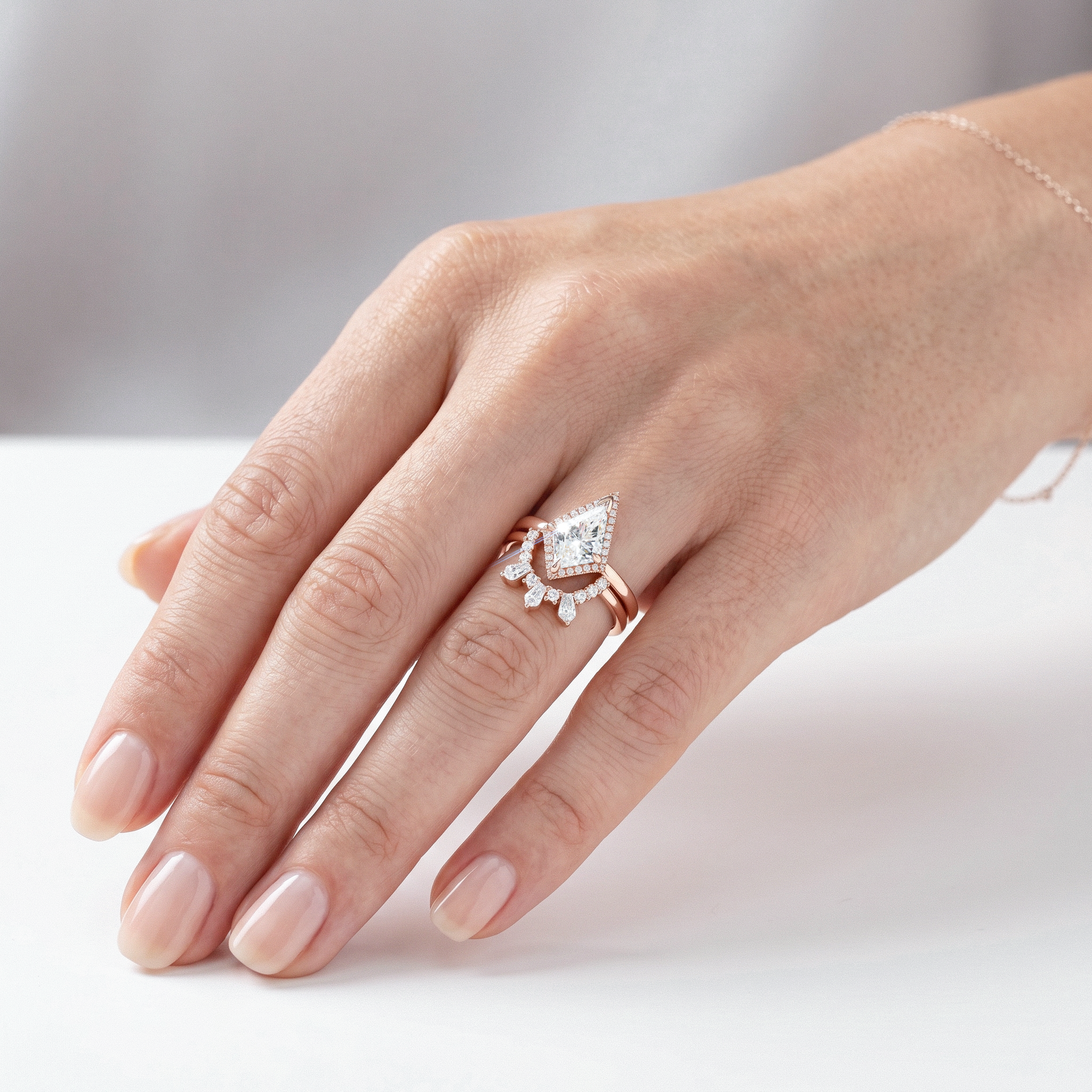Kite-Shaped Lab Diamond Halo Ring Set 2pcs - Love Statement