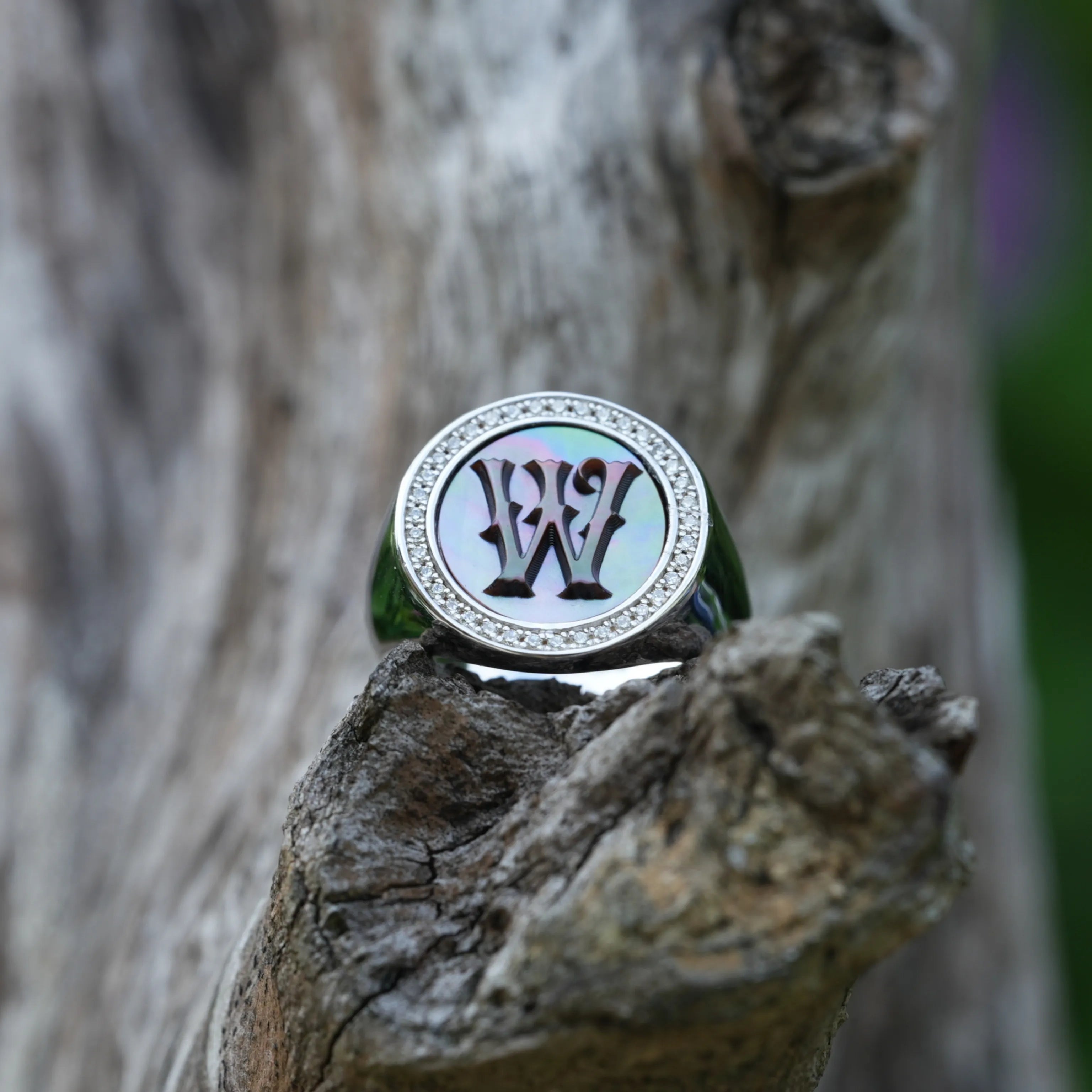 Initial W Letter Series Mother of Pearl and Diamond Signet Ring