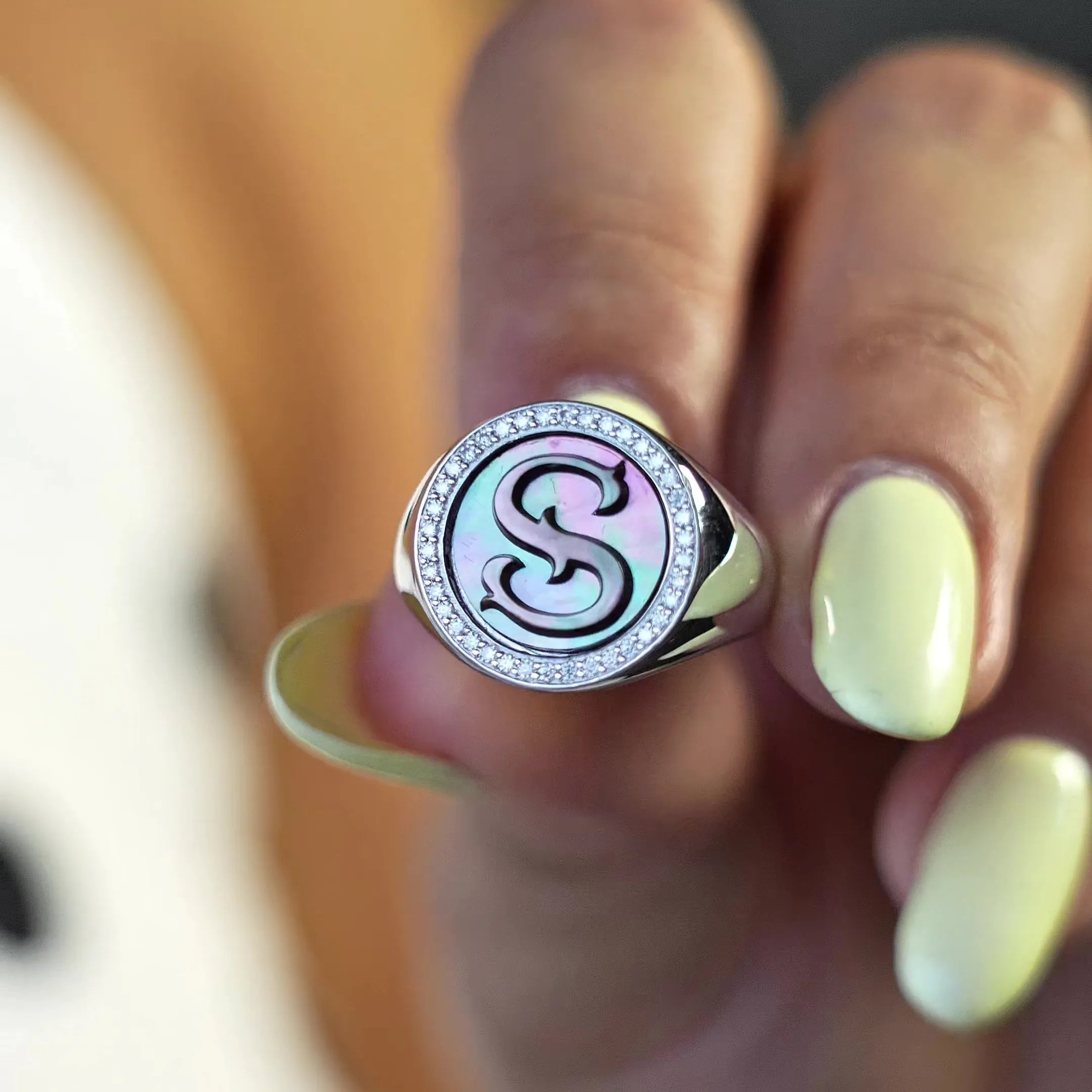 Custom Vintage Signet Alphabet Ring丨Initial S
