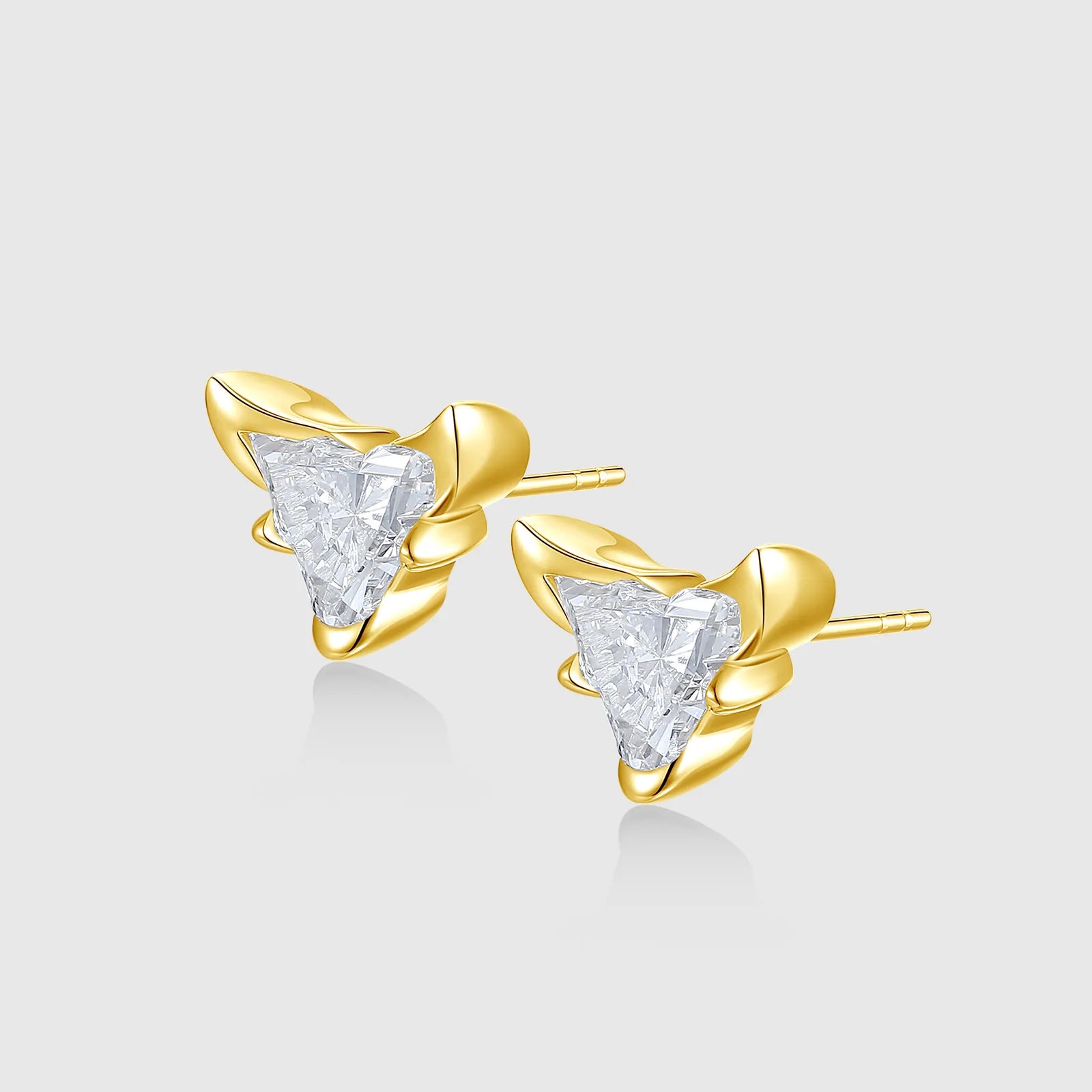 Bull Shaped Diamond Stud Earring