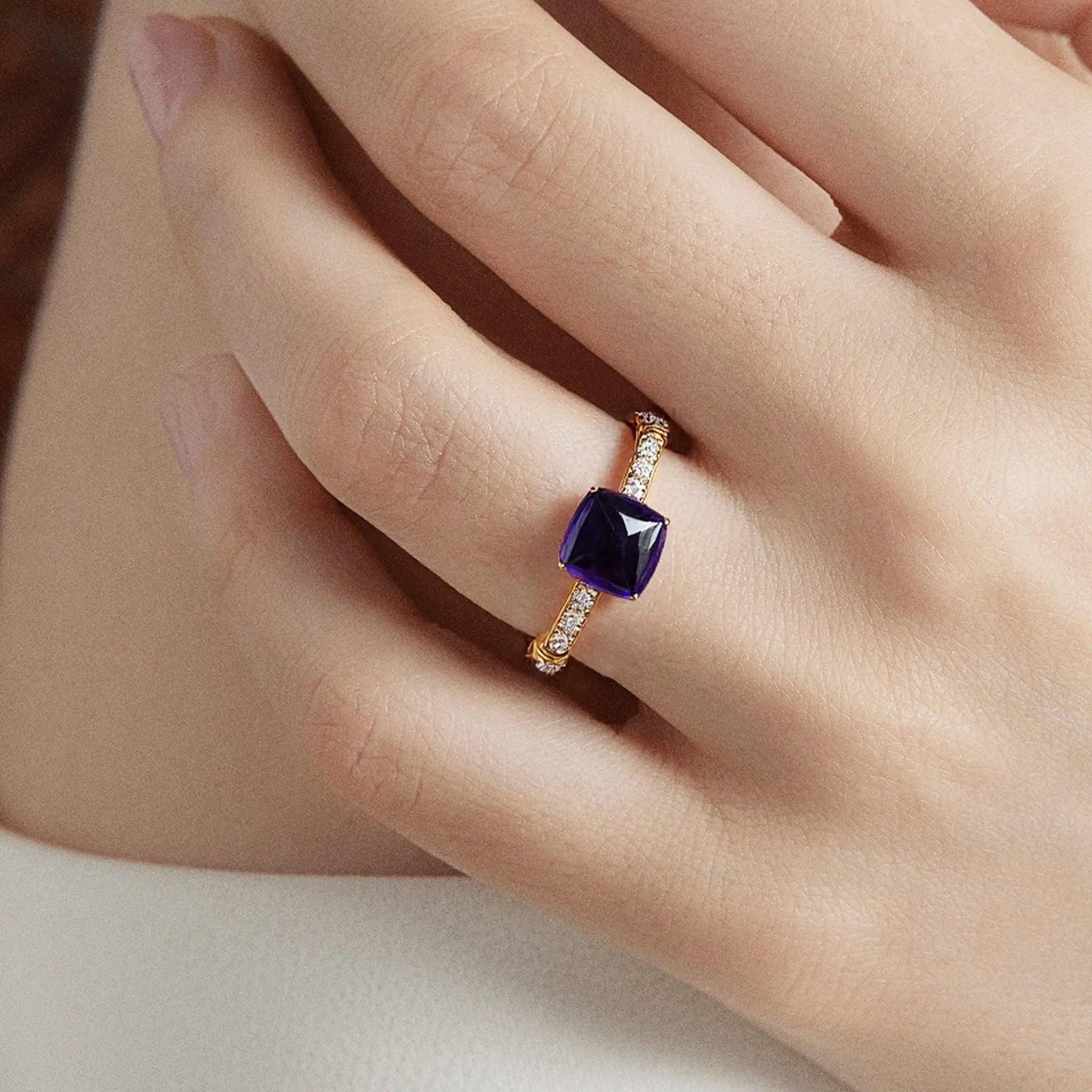 Double Love Series Sugar-loaf Cushion Sapphaire with Diamond Ring