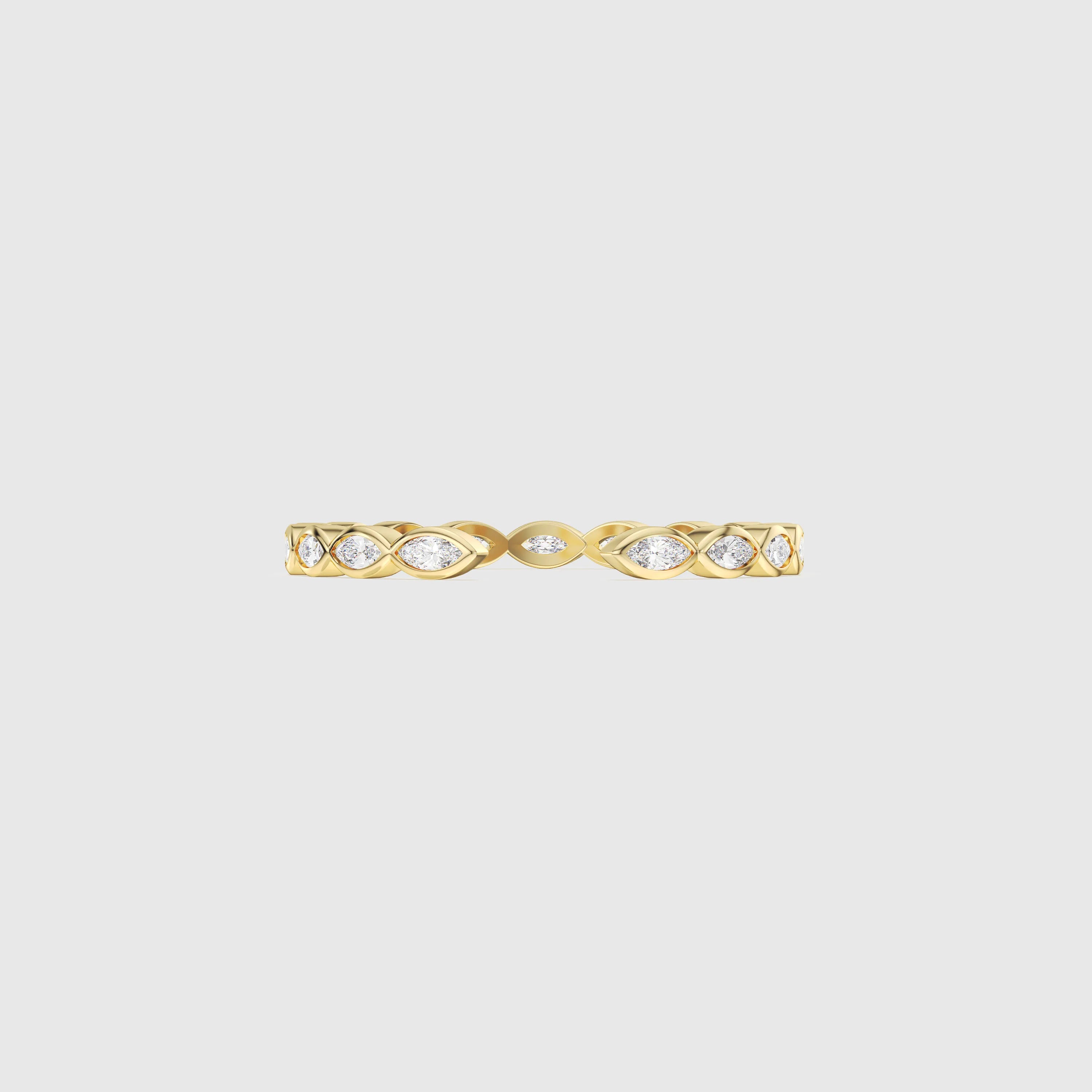 Bague minimaliste avec diamants en forme de poire et de rond