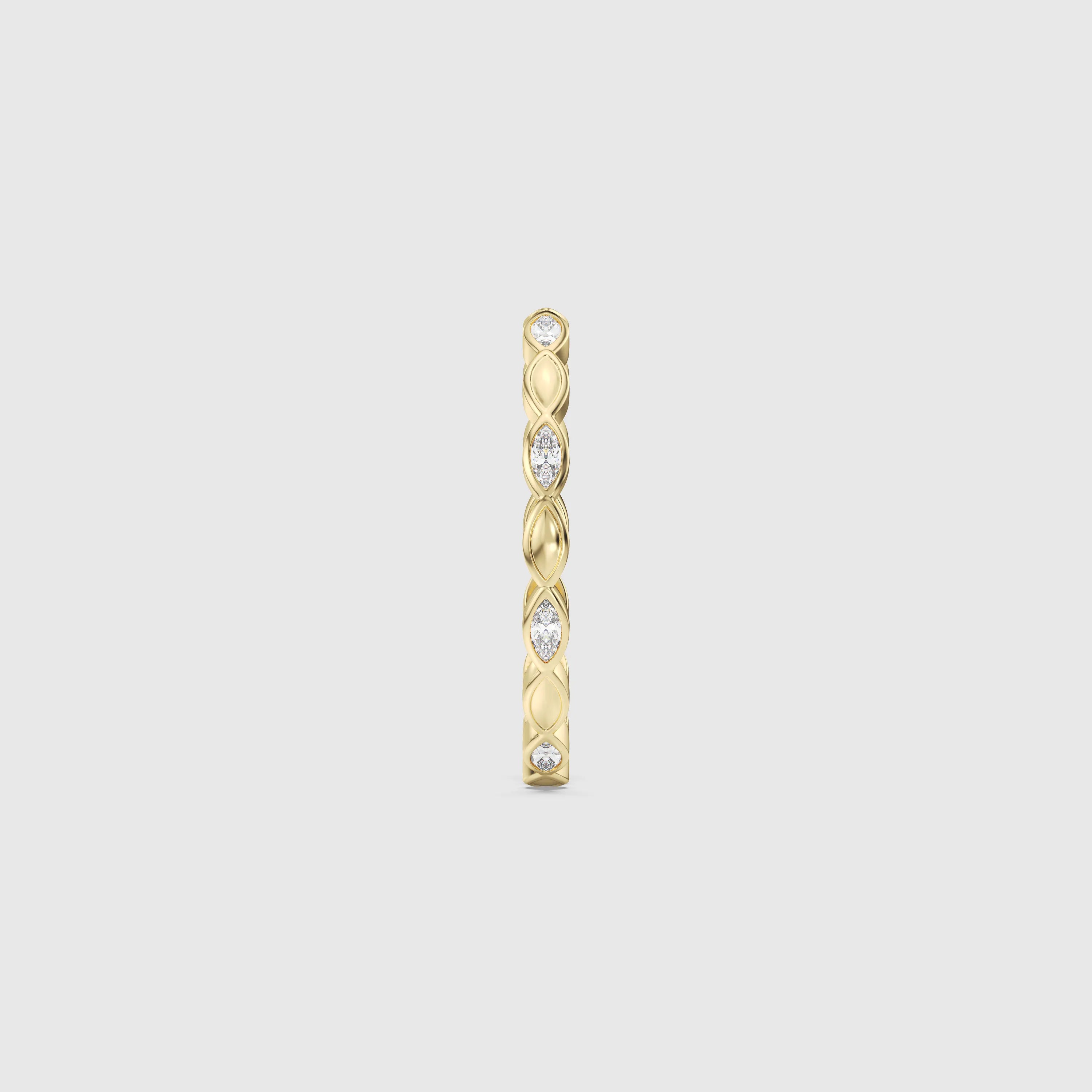 Bague minimaliste avec diamants en forme de poire et de rond