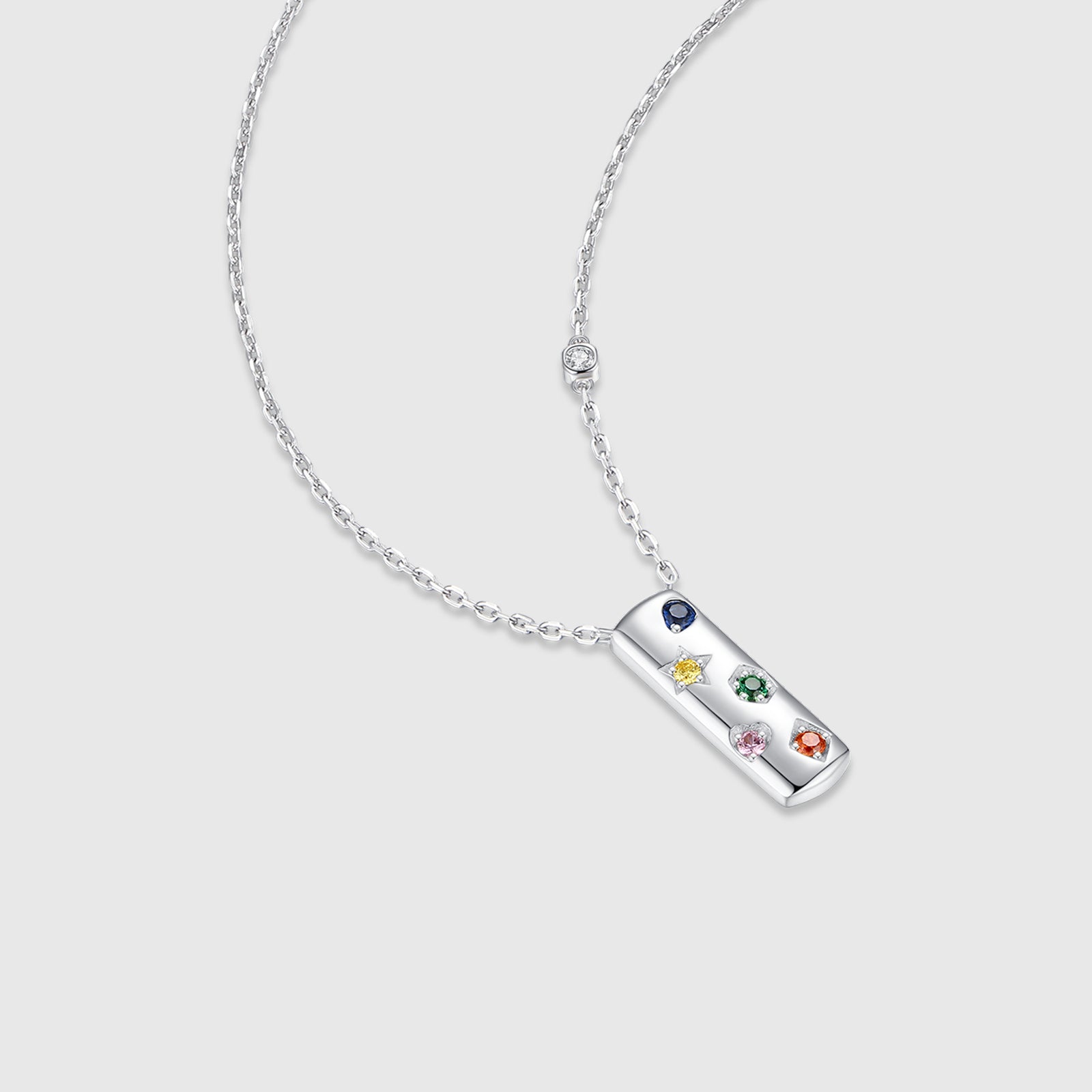 Bague aigue-marine taille pain de sucre avec bande de diamants milgrain et pavé
