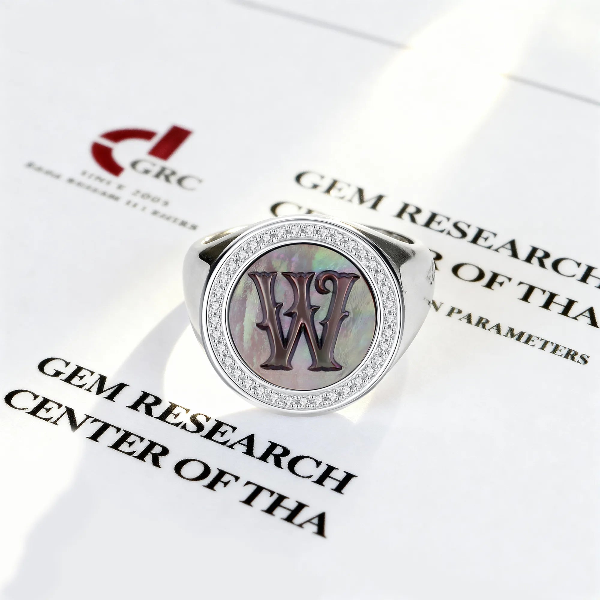 Custom Vintage Signet Alphabet Ring丨Initial W