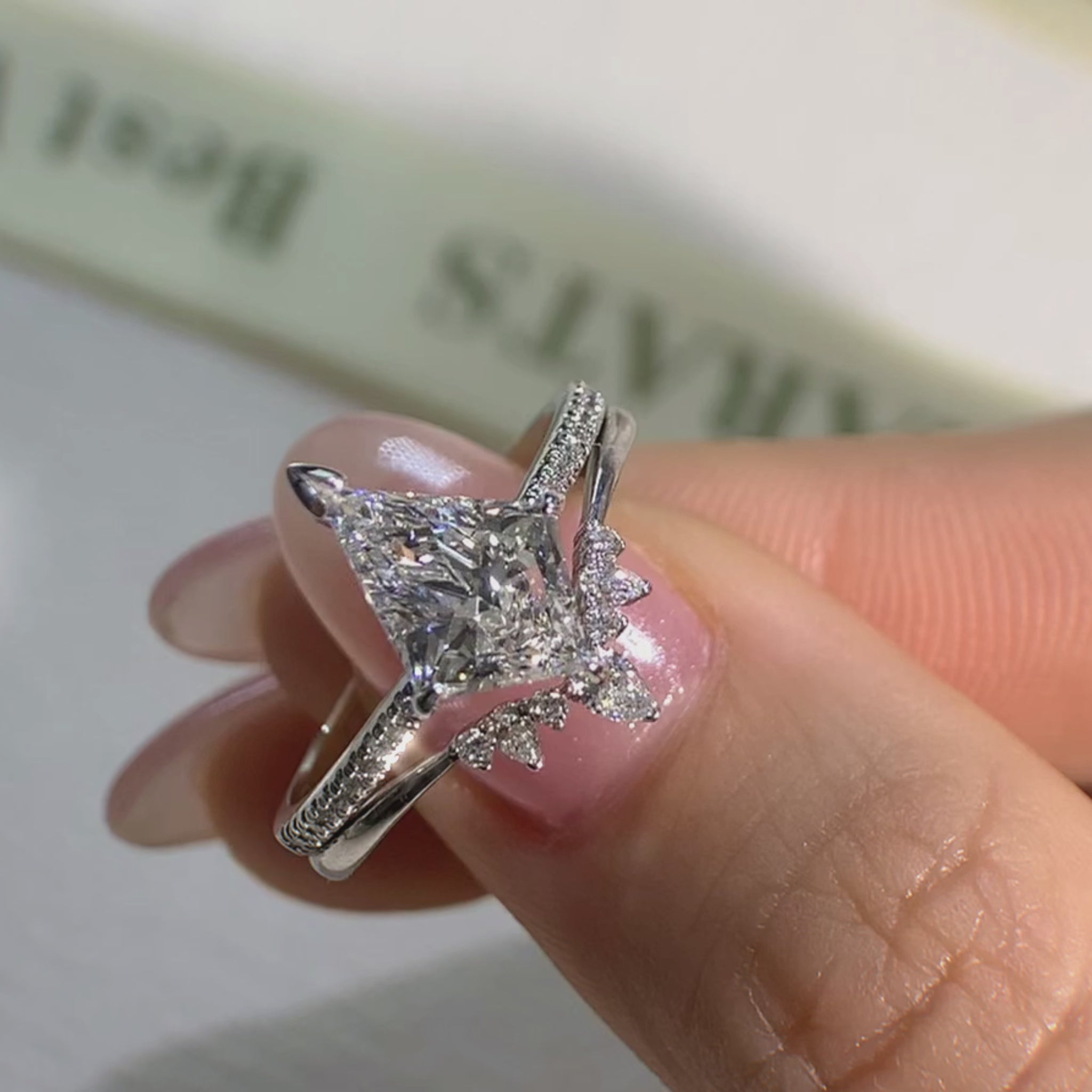 kite diamond ring set 2pcs